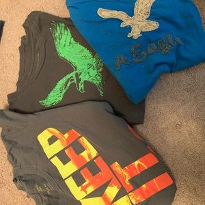 3 American Eagle T-shirts